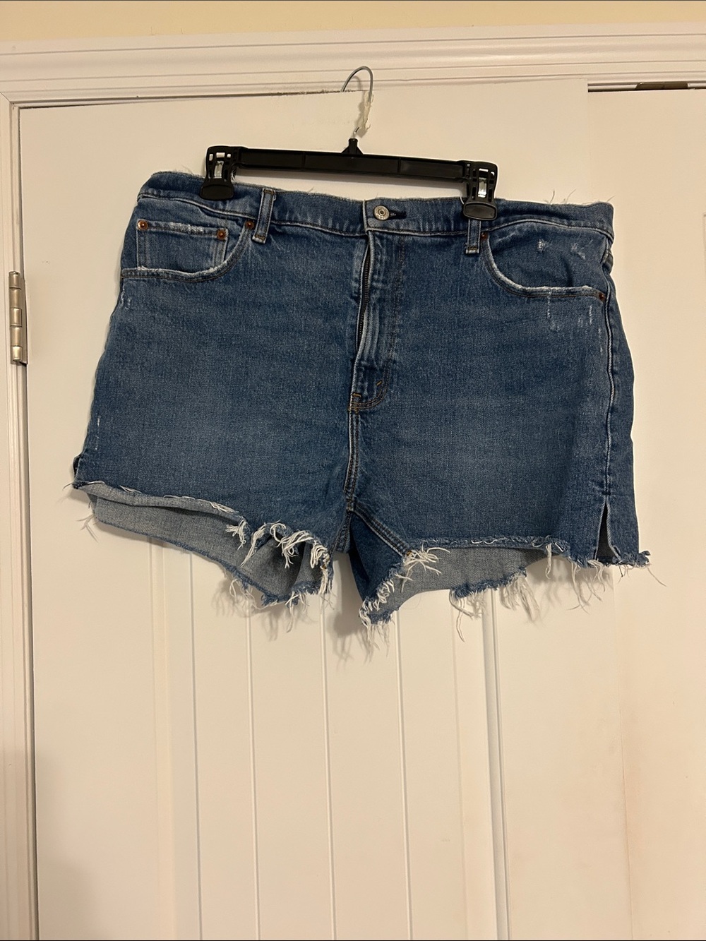 Abercrombie & Fitch Blue Frayed Hem Denim Cutoff Shorts